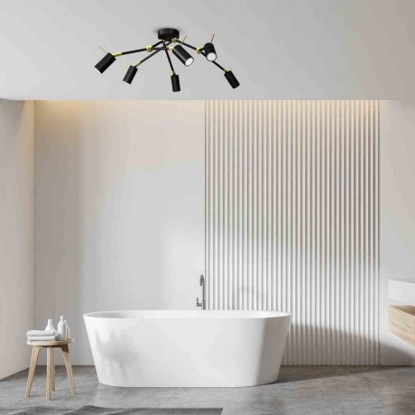 Czarna lampa sufitowa IRIS w aranżacji w łazience nad wanną 