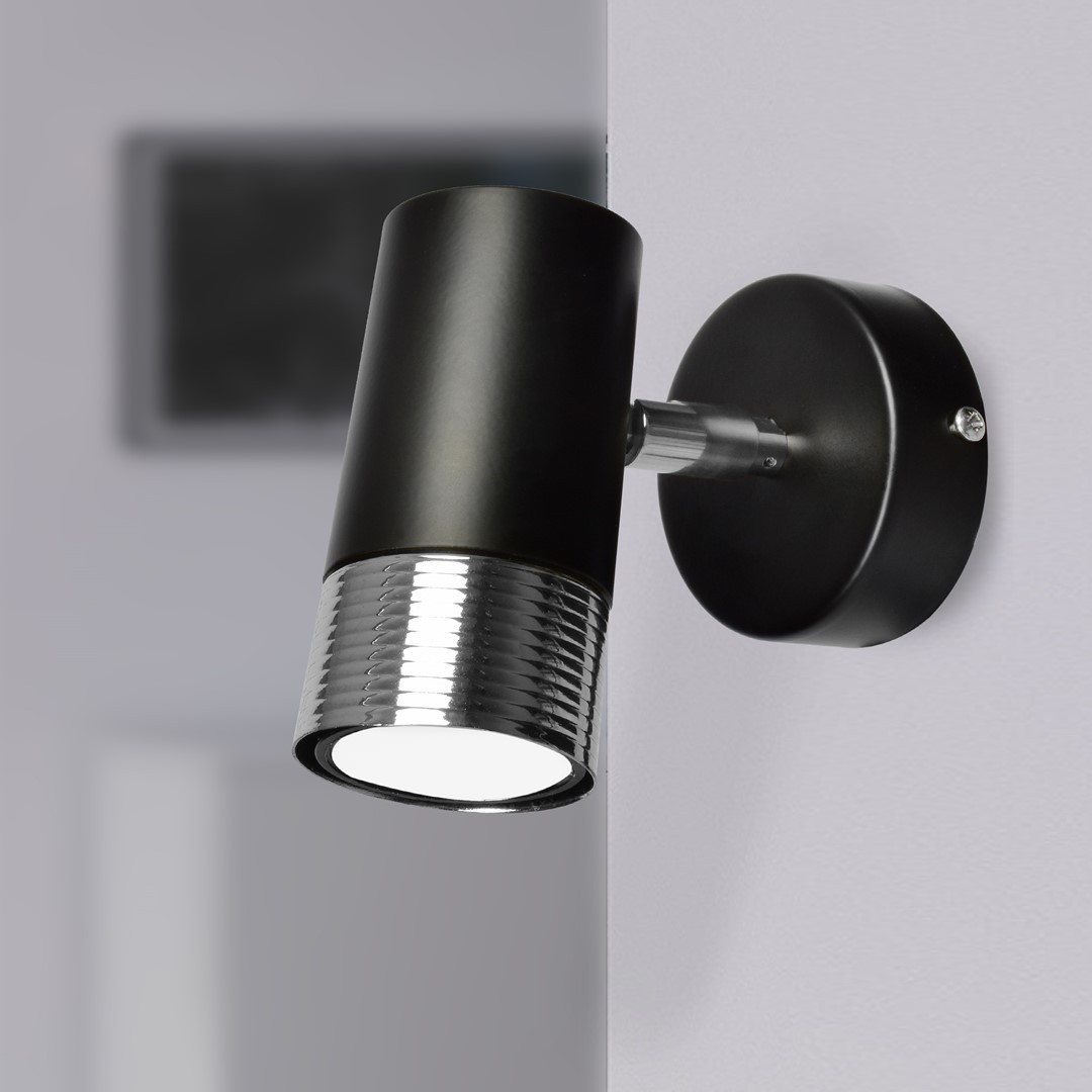 Kinkiet LED MiLAGRO Dani Black/Chrome w przedpokoju - aranżacja