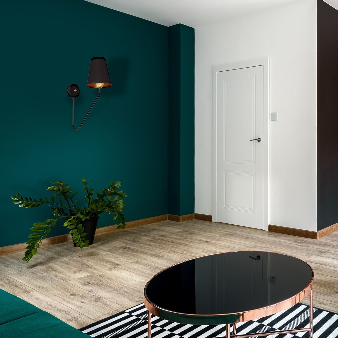 Kinkiet MiLAGRO Victoria Black w przedpokoju - aranżacja