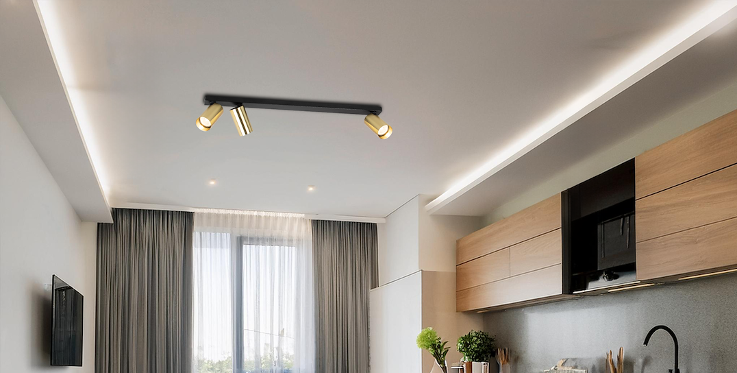  Lampa sufitowa w formie reflektorów MiLAGRO Hero w kuchni z sufitem podwieszanym
