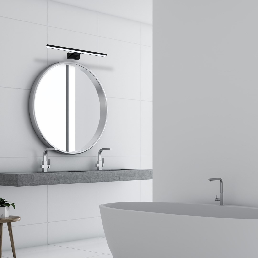 Kinkiet LED nowoczesny MiLAGRO Shine Black nad lustrem w łazience