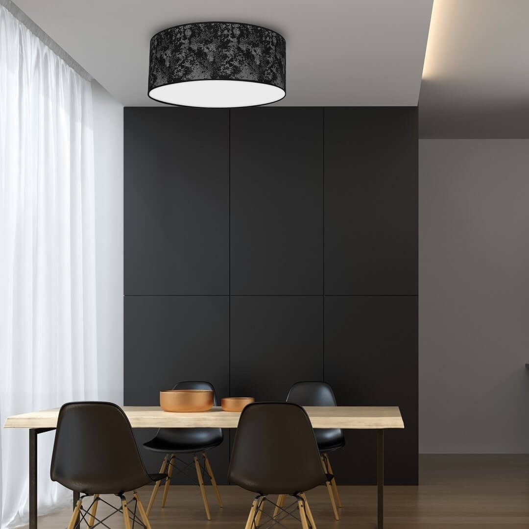 Oświetlenie sufitowe w jadalni