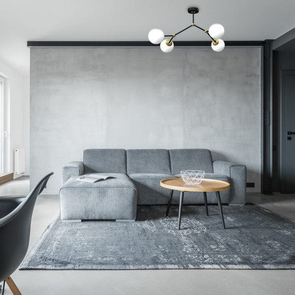 Lampa sufitowa Joy od MiLAGRO w salonie nad stolikiem