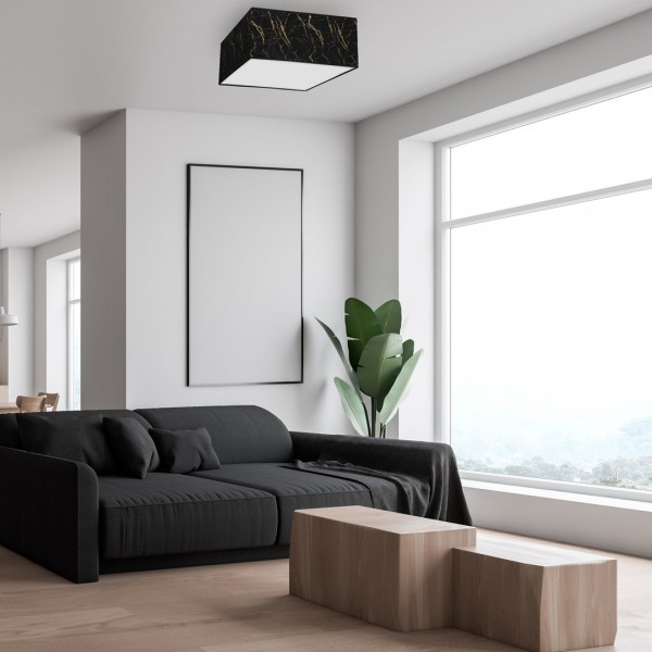 Czarny plafon  Senso Black w salonie