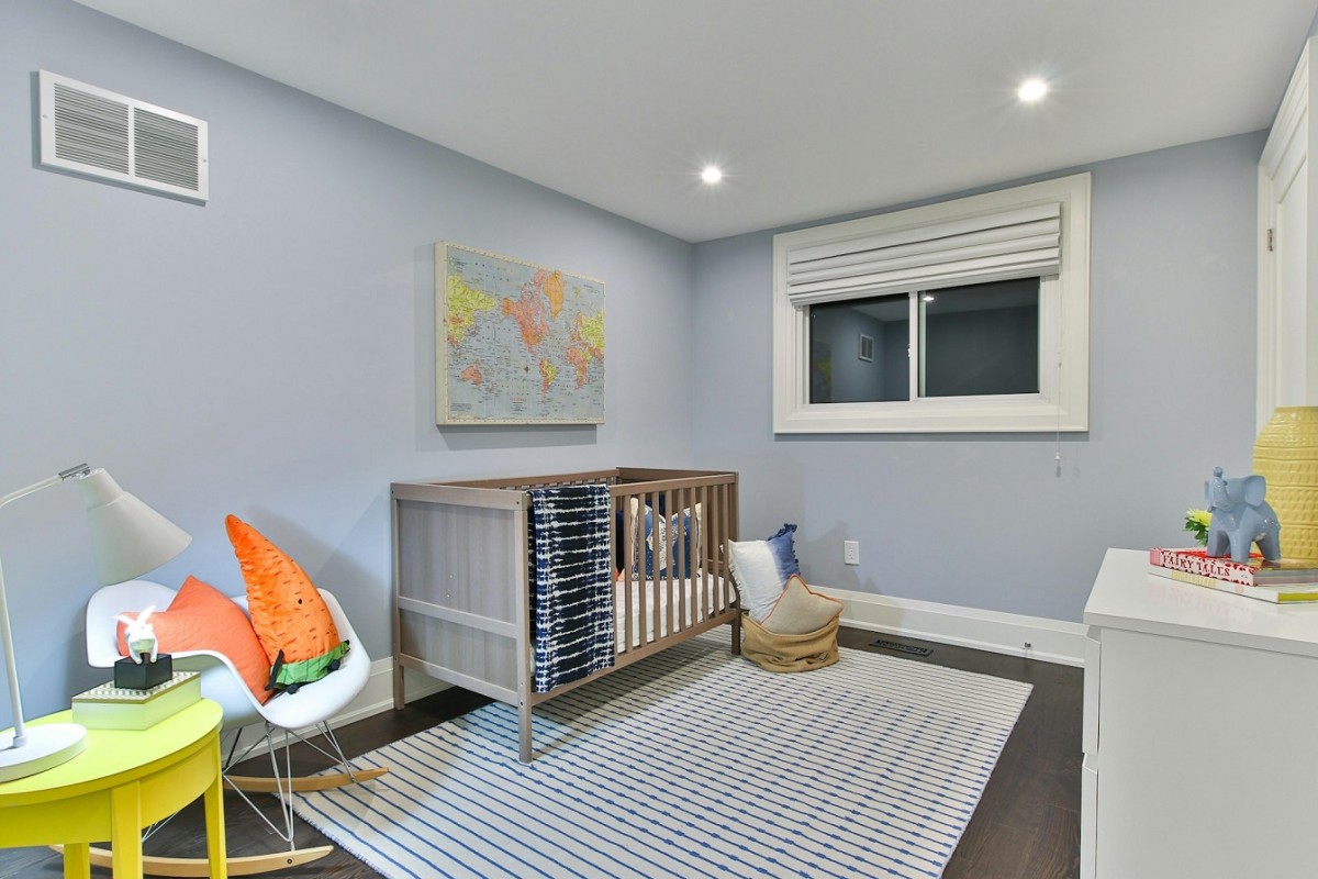 Oświetlenie punktowe w pokoju chłopca