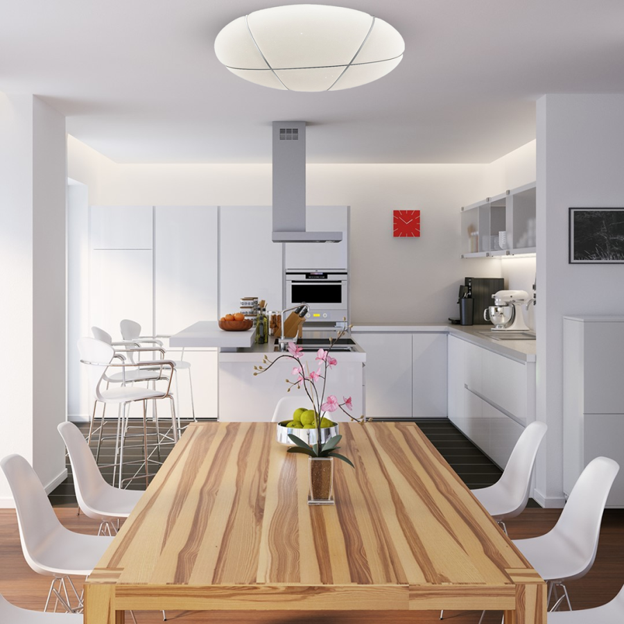 Plafon w jadalni łączonej z kuchnią