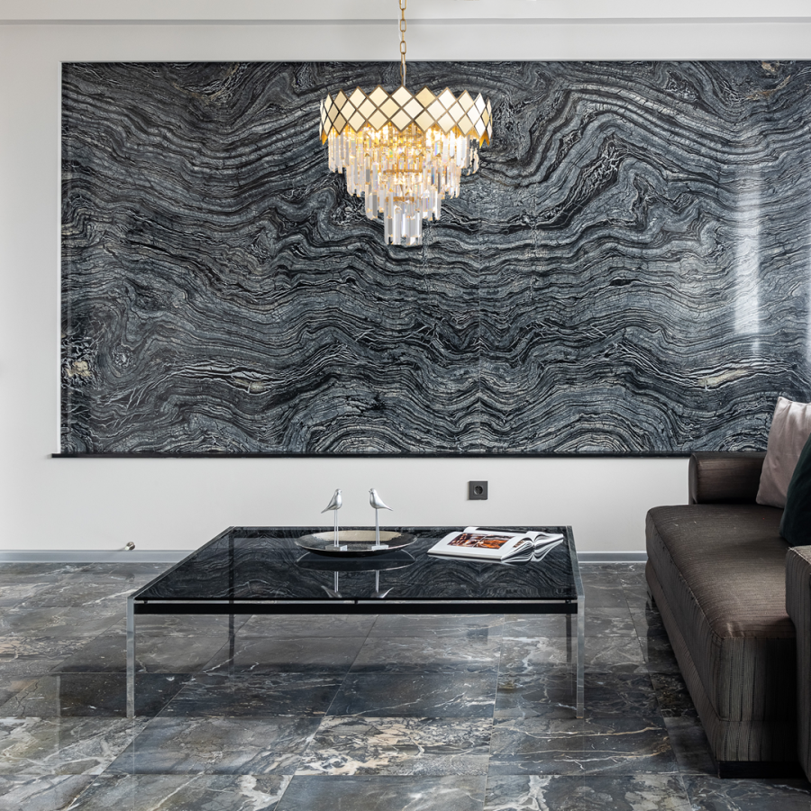 Żyrandol Carisma Gold w salonie