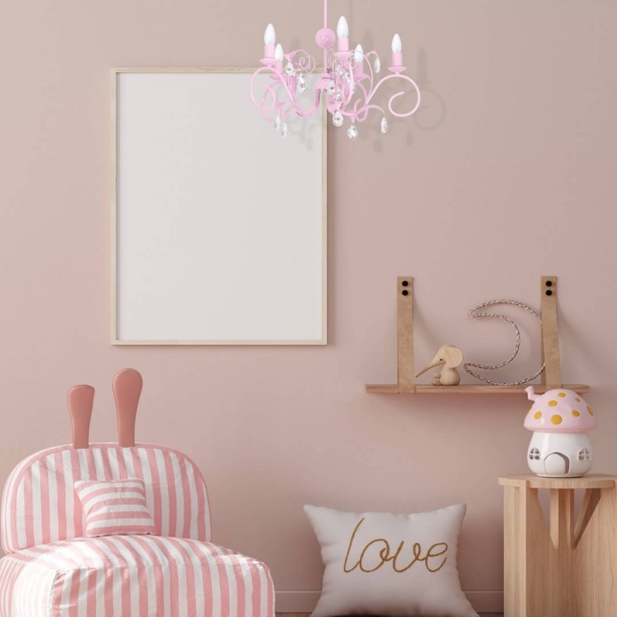 Różowy żyrandol Mia w dziecięcej aranżacji