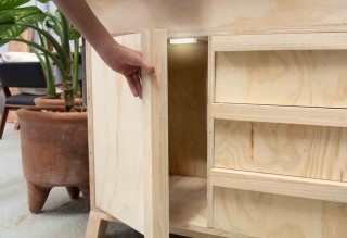 Lampka podszafkowa 0,5W 4000K 2xAAA